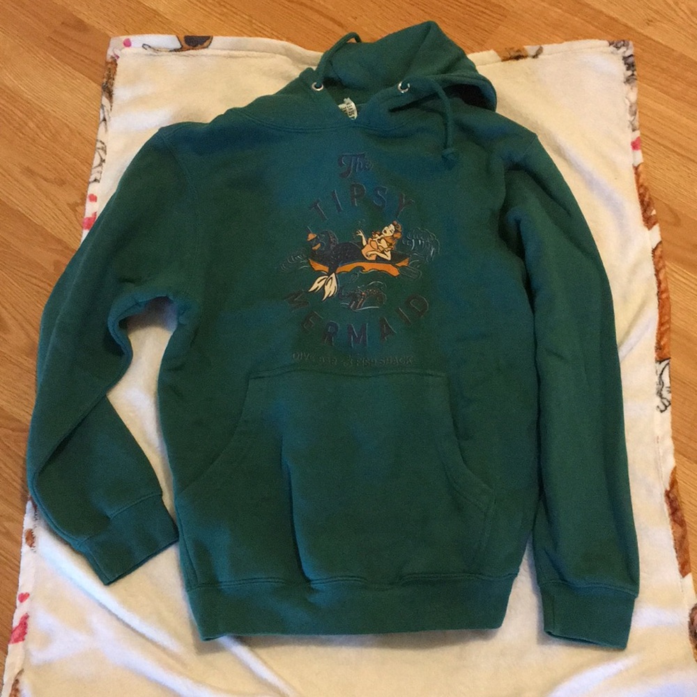 The tipsy mermaid dive bar hoodie never worn no tags